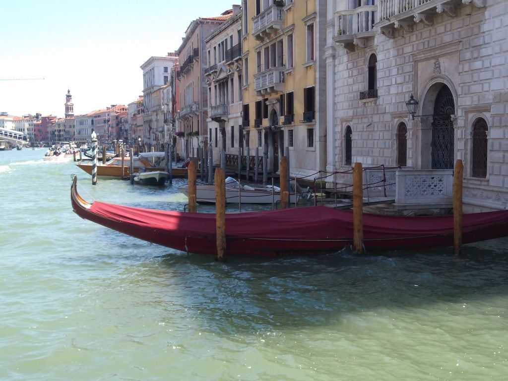 red gondola