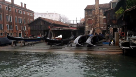 gondola wharf venice